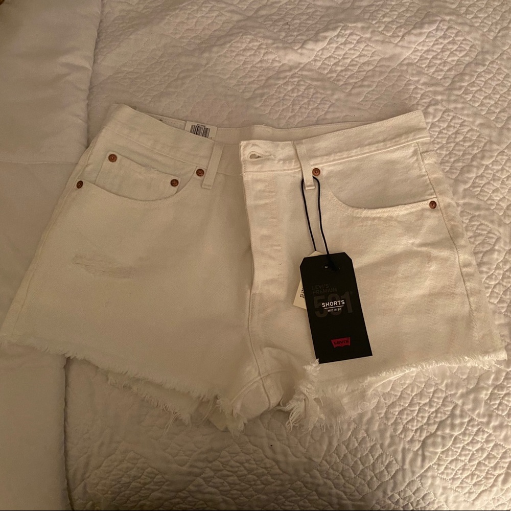 Women’s Levi’s Shorts
